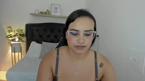 Snapshot of zoe_danae_ chatting on 29, 1, 2025 Zoe online show from 29, 1, 2025