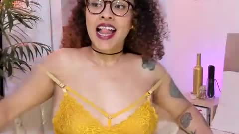 Zoe Gruber online show from 27, 11, 2025