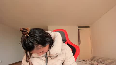 ZOE online show from 4, 2, 2025