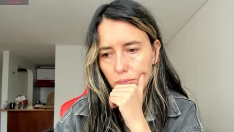 Snapshot of zoe_jeane_beker chatting on 21, 7, 2026 ZOE online show from 21, 7, 2026