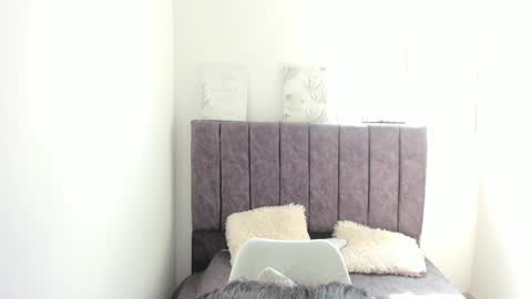 zoe_jones7 online show from 21, 12, 2024