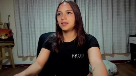 Snapshot of zoe_khall chatting on 20, 5, 2026 ZOE online show from 20, 5, 2026