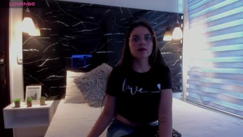 Zoe online show from 21, 10, 2025