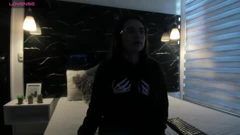 Zoe online show from 25, 10, 2025