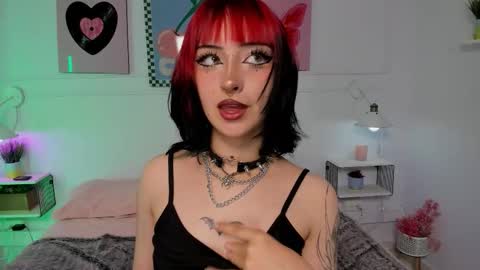 Zoe Lynch online show from 25, 2, 2026