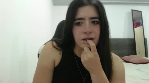 Snapshot of zoe_mill33r chatting on 27, 2, 2026 Zoe online show from 27, 2, 2026