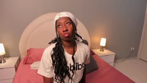 zoe_pinkett online show from 22, 3, 2026