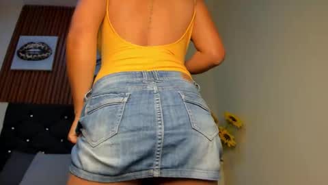 Snapshot of zoe_pss chatting on 10, 11, 2025 Zoe online show from 10, 11, 2025