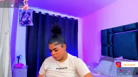 zoe_rosee4 online show from 14, 7, 2026