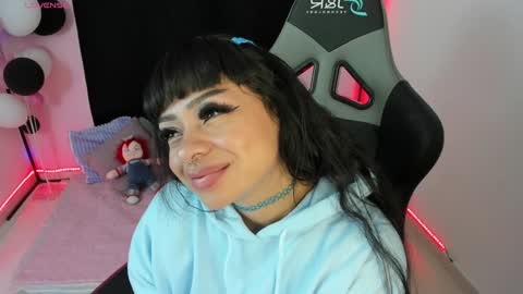 zoe_sullivan_ online show from 21, 12, 2024