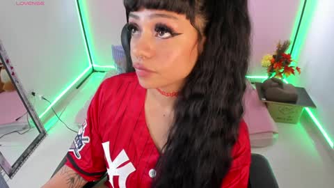 zoe_sullivan_ online show from 25, 12, 2024