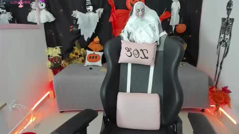 zoe_sullivan_ online show from 3, 10, 2025