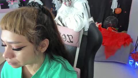 zoe_sullivan_ online show from 5, 10, 2025