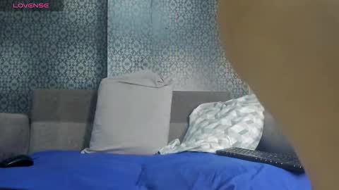 Zoe online show from 1, 12, 2025