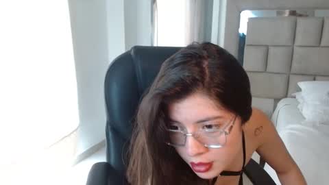 ZOE online show from 5, 2, 2025