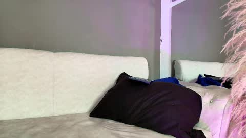 Snapshot of zoee_8 chatting on 30, 5, 2026 ZOE online show from 30, 5, 2026