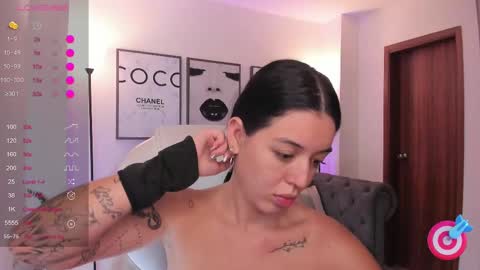 Snapshot of zoee_jackson chatting on 1, 3, 2025 zoee jackson online show from 1, 3, 2025