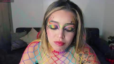 Snapshot of zoee_jackson chatting on 9, 11, 2025 zoee jackson online show from 9, 11, 2025