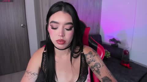 Snapshot of zoee_jackson chatting on 8, 2, 2026 zoee jackson online show from 8, 2, 2026