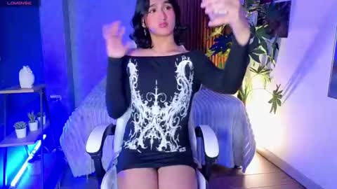 Snapshot of zoee_kiss_ chatting on 25, 6, 2026 ZOE online show from 25, 6, 2026