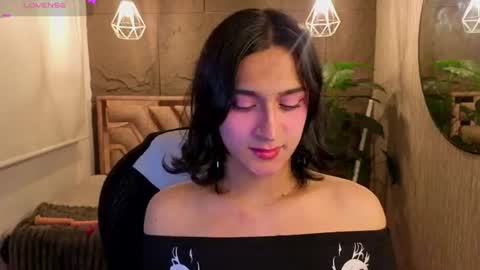 Snapshot of zoee_kiss_ chatting on 2, 8, 2026 ZOE online show from 2, 8, 2026