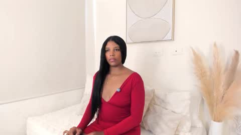 zoegarner10 online show from 18, 10, 2025