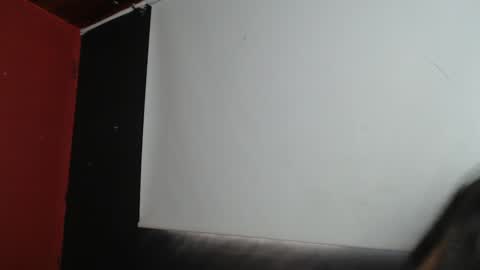 Laura  online show from 16, 1, 2025