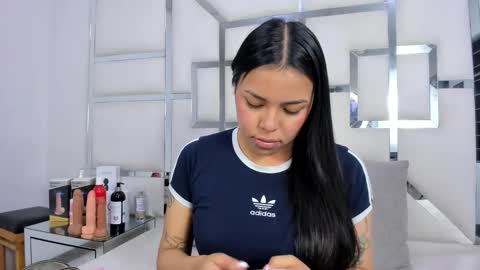 ZoeSwam online show from 11, 11, 2025