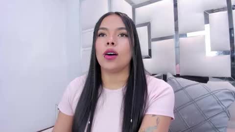 ZoeSwam online show from 3, 2, 2026