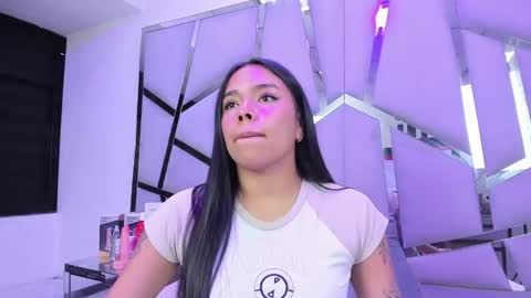 ZoeSwam online show from 9, 2, 2026