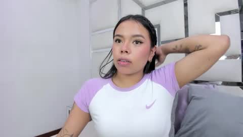 ZoeSwam online show from 30, 3, 2026