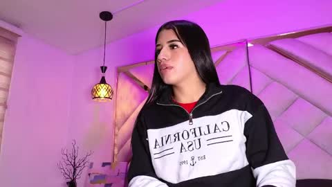 Zoe online show from 6, 4, 2026