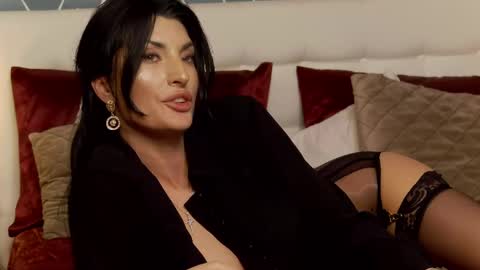 Zoey online show from 18, 2, 2025