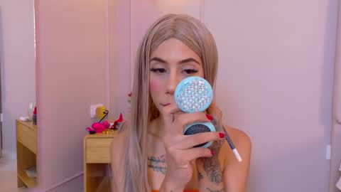 Zoey online show from 29, 4, 2026