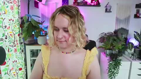 Zoey Ryan online show from 11, 7, 2026