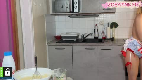 Zoey online show from 9, 4, 2026