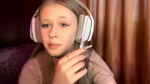 Snapshot of zofiahoetger chatting on 20, 2, 2026 Lisa online show from 20, 2, 2026