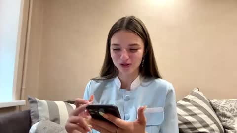 Snapshot of zoniawiren chatting on 30, 6, 2026 Lisa online show from 30, 6, 2026