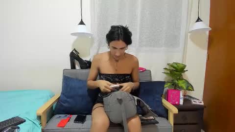 zou_quira online show from 19, 9, 2025