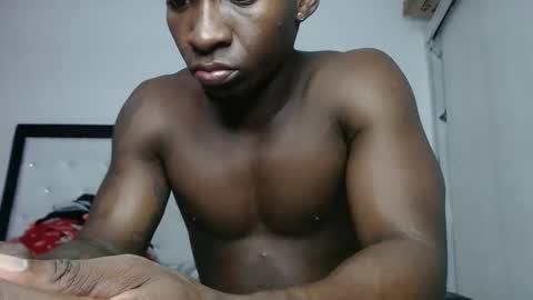 Snapshot of zousxxx chatting on 24, 1, 2025 zousxxx online show from 24, 1, 2025
