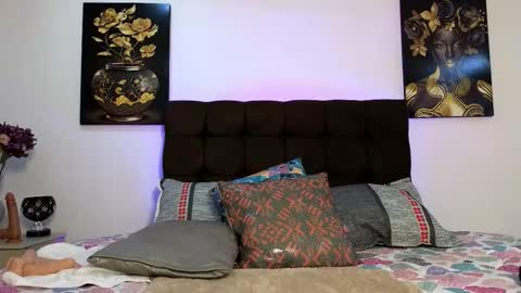 Snapshot of zuly_zahir_01 chatting on 15, 2, 2025 zuly goode online show from 15, 2, 2025