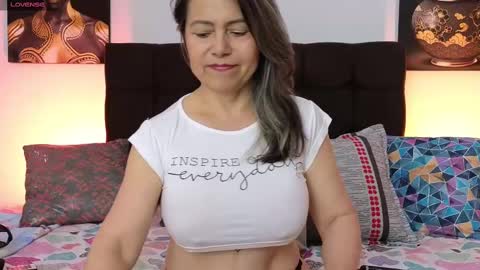 Snapshot of zuly_zahir_01 chatting on 25, 2, 2025 zuly goode online show from 25, 2, 2025