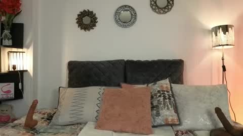 Snapshot of zuly_zahir_01 chatting on 4, 3, 2025 zuly goode online show from 4, 3, 2025