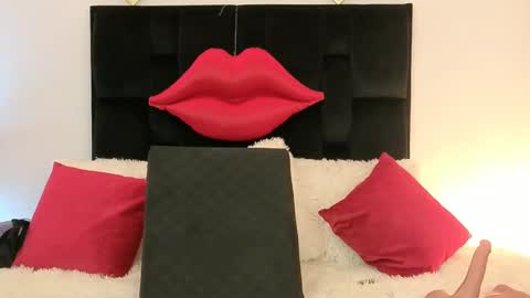 Snapshot of zuly_zahir_01 chatting on 16, 9, 2025 zuly goode online show from 16, 9, 2025