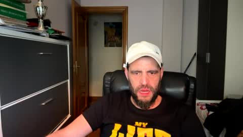 zurdineno online show from 25, 6, 2026