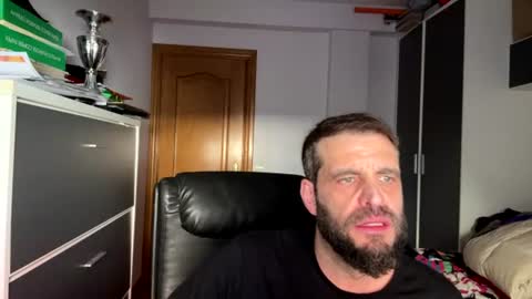 zurdineno online show from 27, 7, 2026