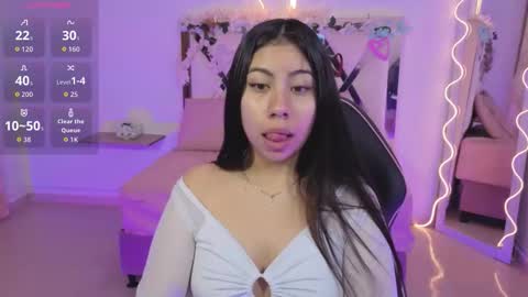 Snapshot of zury_tay chatting on 7, 10, 2025 ZURY online show from 7, 10, 2025