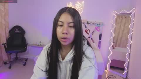 Snapshot of zury_tay chatting on 11, 10, 2025 ZURY online show from 11, 10, 2025