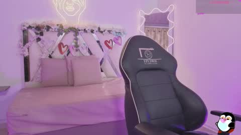 Snapshot of zury_tay chatting on 21, 11, 2025 ZURY online show from 21, 11, 2025