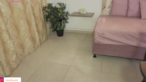 Snapshot of zury_tay chatting on 23, 11, 2025 ZURY online show from 23, 11, 2025